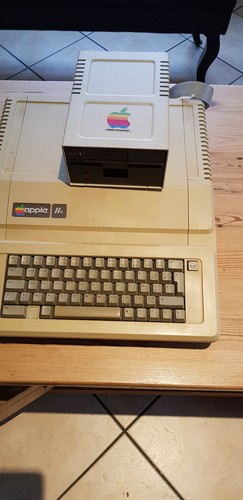 Ordinateur apple iie tres - iie,