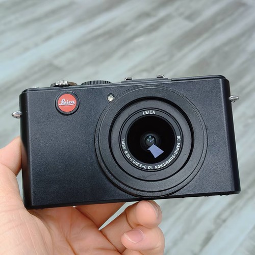 Leica lux digital camera - d-lux,