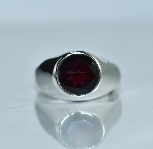 Bague chevalière grenat rouge