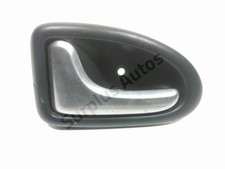 POIGNEE INTERIEURE PORTE AVANT