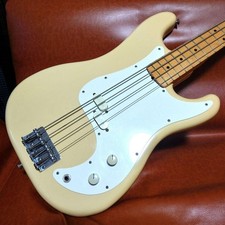 Guitare basse Fender Bullet Bass Deluxe / électrique avec HC originale...