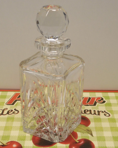 Jolie carafe cristal taillé - cristal,