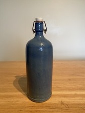 bouteille ancienne terre cuite Vintage 1950 Avec Capsule En Porcelaine