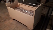 lit bébé fonctionnel et vintage années 50/60 