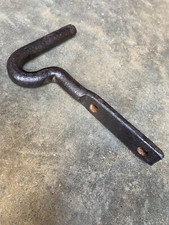 Ancien crochet sur platine,en