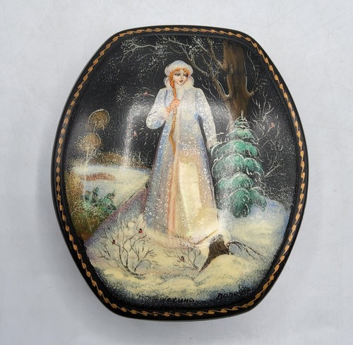 Boîte laque russe - en,