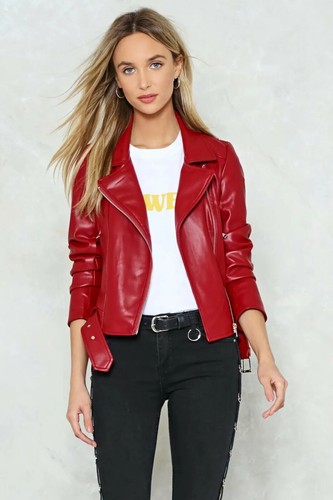 Veste cuir rouge - en,