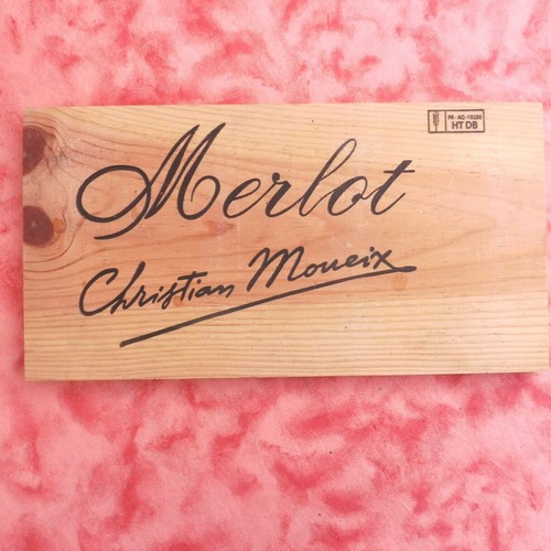 Plaque bois caisse a vin - plaque,
