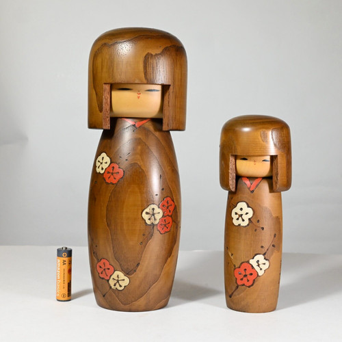 Camellia kokeshi pair by - "camellia",