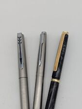 Lot 2 stylos plume et 1 stylo bille Parker