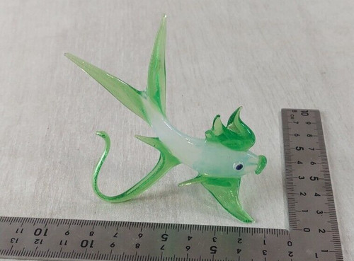Ancienne figurine statuette - /,