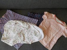 Lot : 1 Body, 1 tee Shirt, 2 Corsaires - Absorba, DPAM, Pat Ripaton - 2/3 ans