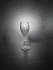 1 verre flute a liqueur cristal massif Baccarat modèles  Massena  défaut 01