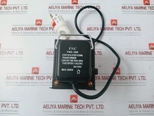 TRANSFORMATEUR ÉLEVATEUR ET ABAISSEUR LEGRAND FNC-300 230V OU 110V 50HZ-60HZ