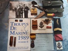 Lot de 17 objets militaires divers