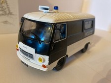 FOURGON PEUGEOT J7 POLICE 1/43
