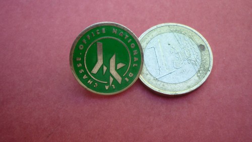 Pins chasse office - /,