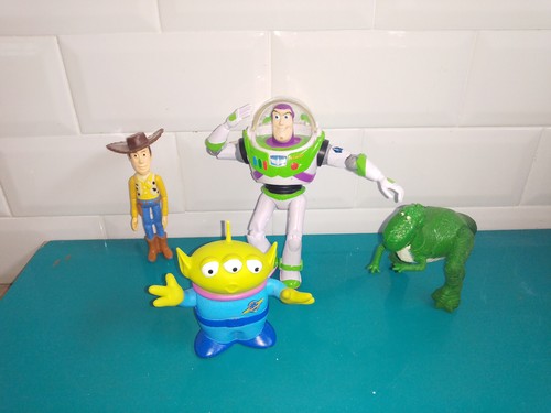 Lot figurines disney - lot, pixar