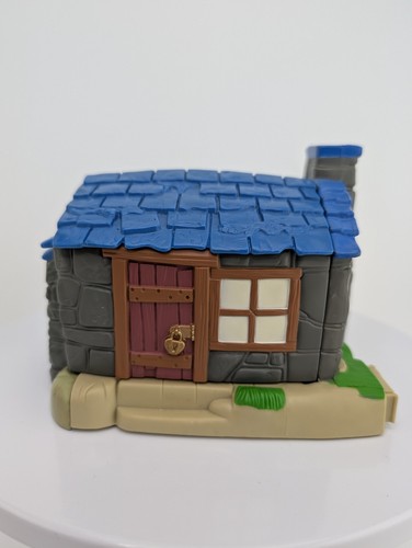 Harry potter hagrids hut polly - hut,