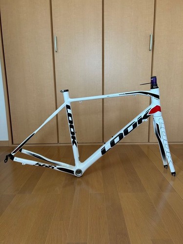 Look 566 frame with - look,