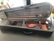 Pack Violon 4/4 pour Debutants en Bois d' Erable. Set avec Etui Archet Colophane
