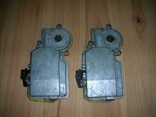 LOT DE 2 MOTEURS ELECTRIQUES LEVE-VITRES RENAULT R30TS