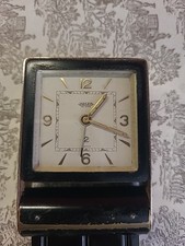 Reveil Jaeger lite la