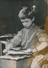 Prince Charles Gustave de Suède 1955 -Enfant Confection Pot Tour Potier- PR 1215