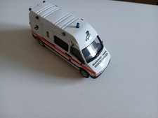 renault master ambulance allemande del prado sans boite 1/50