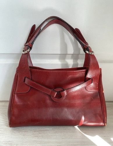 Sac main cuir véritable - À, en