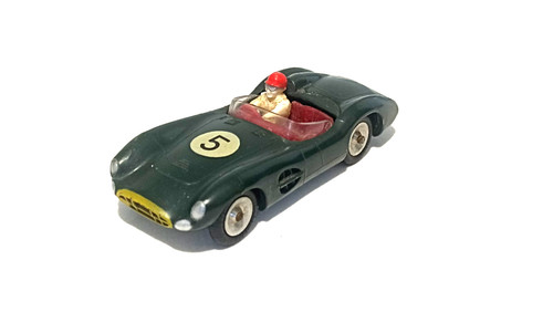 Aston martin solido - martin,