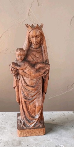 Superbe vierge enfant en - vierge,