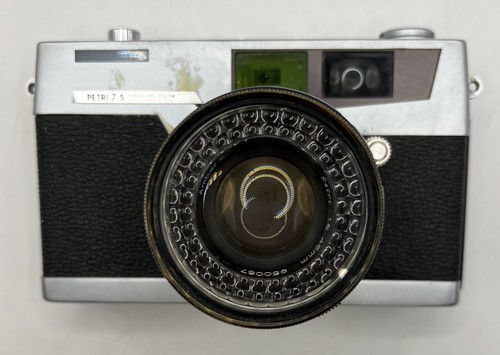 Vintage petri camera - 7s,