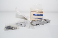 B100 1:43 TENARIV KIT 26 ASTON