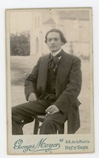 PHOTO CDV Meyer à Ivry s/Seine,  un homme en costume assis sur une chaise église