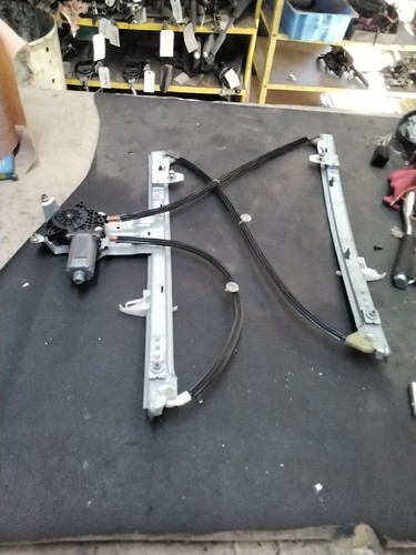 Lève vitre électrique avant - Électrique,