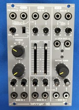 Synthétiseur analogique modulaire Behringer SYSTEM100 Series 110 VCO/VCF/VCA