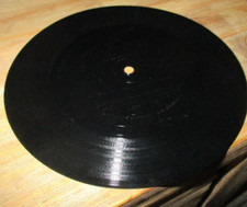 Johnny Hallyday-Ancien disque souple, club Dia-33 tours format 45 tours-1983