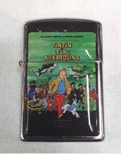 Briquet à essence  Tintin " le lac aux requins " en métal série limitée