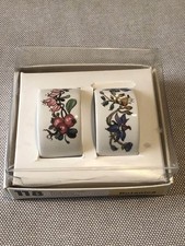 Deux ronds de serviette en porcelaine allemande VILLEROY & BOCH décor botanica