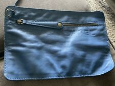 GÉRARD DAREL: PETITE POCHETTE CUIR BLEU POUR ARGENT, CLÉS & AUTRES ACCESSOIRES