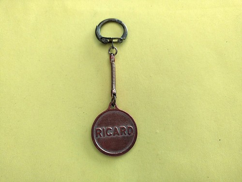Ancien porte clés ricard - ancien,