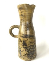 ravissant pichet  jaune vase