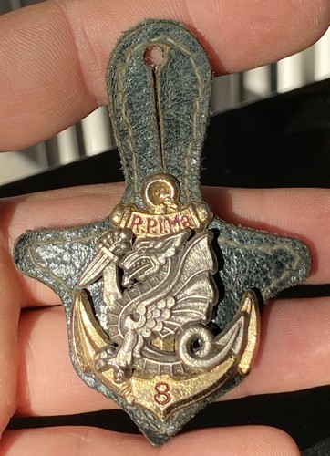Insigne militaire - insigne,