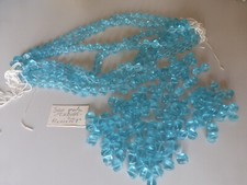 lot de 300 pampilles cube en verre bleu turquoise pour LUSTRE  perles