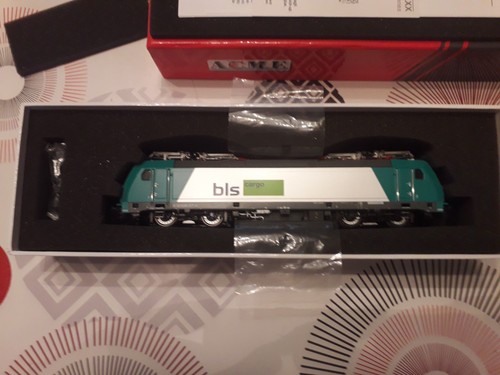 Locomotive bls cargo 185 577 - bls,