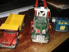 MATCHBOX Lot de trois camion en etat divers