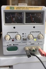 Alimentation continue / Linear DC Power Supply  GW Instek GS-3030 0-30V, 0-3A