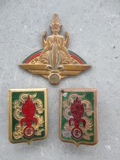 Rare lot 3 insignes militaires Légion Etrangère Indochine 2ème REI et 1ère CRLE