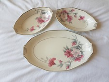 Plat ovale et 2 raviers en porcelaine de Limoges Betoule & Legrand